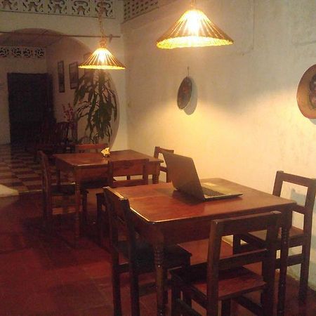 Casa Nica Leon Hostel Dış mekan fotoğraf
